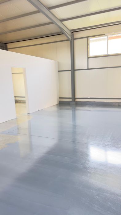 Hala de vanzare noua