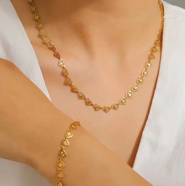 Bijuterii din otel inoxidabil