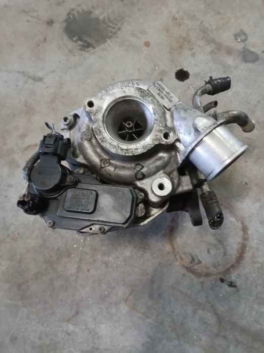 Turbina toyota auris corolla 2.0 d an 2014 euro 5 cod 1301220132