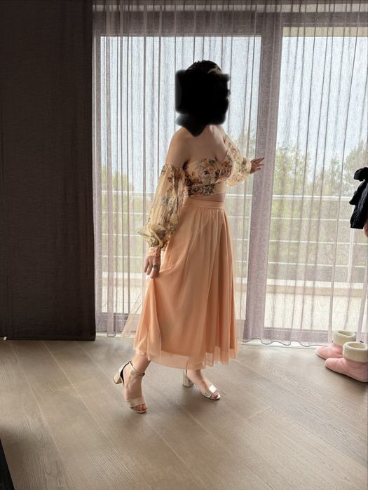 Комплект от елеганти пола и топ от Mohito