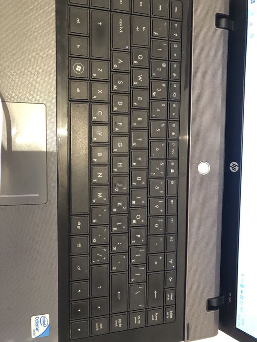 Ноутбук сатылады