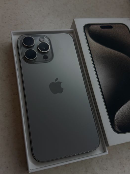 Продаю iphone 15 pro max 1TB