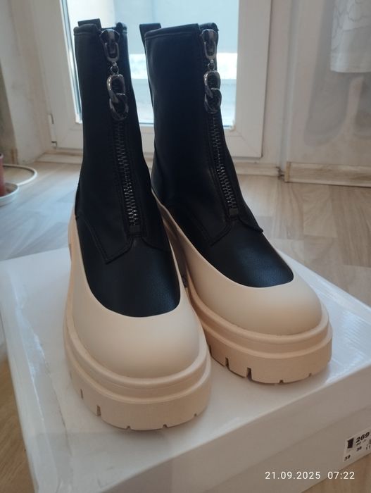 Catwalk нови дамски боти