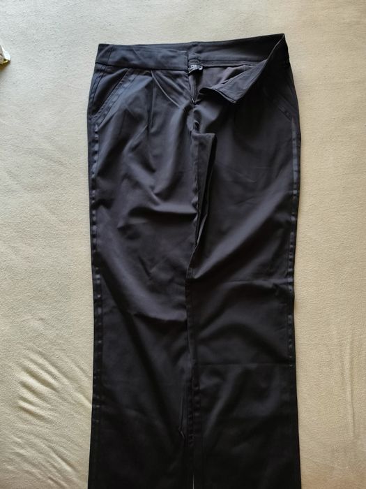 Панталони на Alessa и Bershka