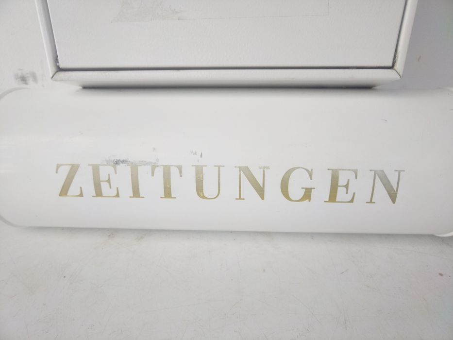 Немска пощенска кутия.
Красив и ефектен дизайн. 
Комплект с ключ. Цвят