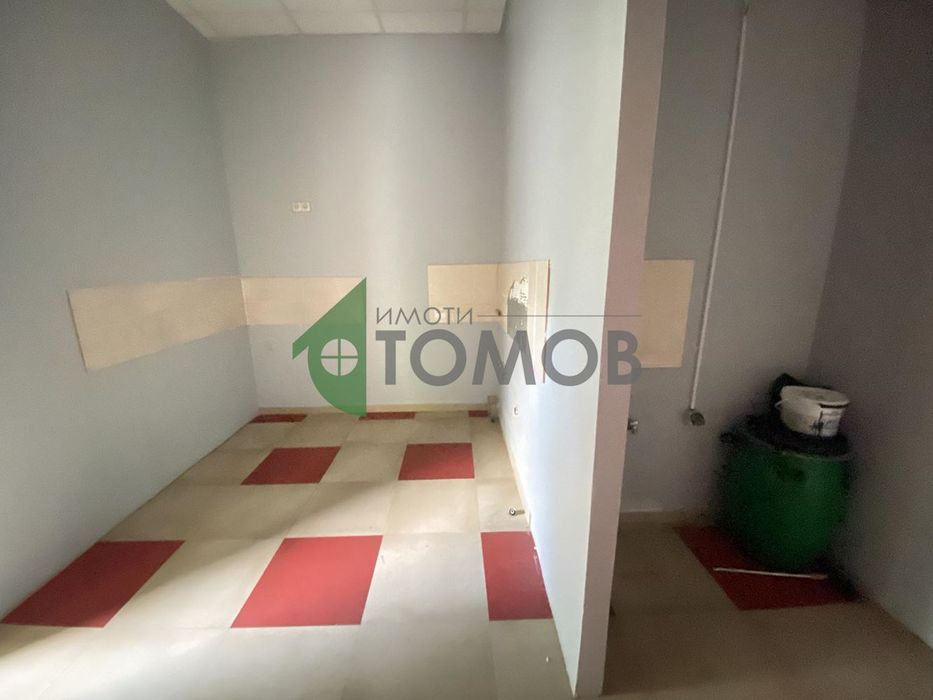 Продава се Магазин в Шумен, Център - 94 кв.м за 1800 €/кв.м - Снимка #5