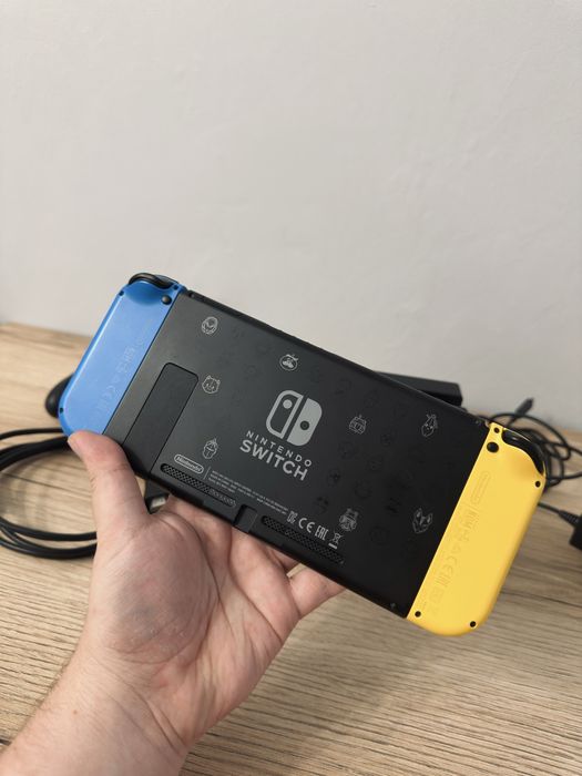 Продам прошитый Nintendo Switch Fortnite Edition 128GB Нинтендо Свитч