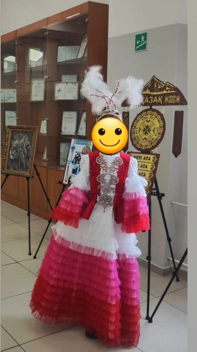 Национальное платье. Қазақша көйлек.