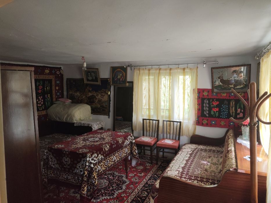 Casă de vânzare cu teren – Malu cu Flori, Dâmbovița | negociabil