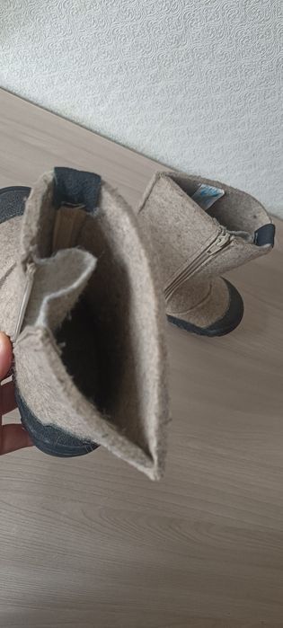 Обувь зимняя на мальчика.