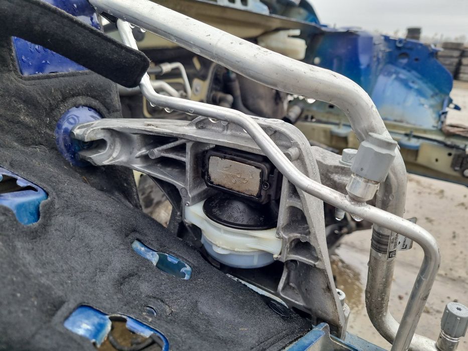 Tampon motor PEUGEOT 308 II GT-Line [Fabr 2019-2021] OEM 1.5 HDi YHZ 9
