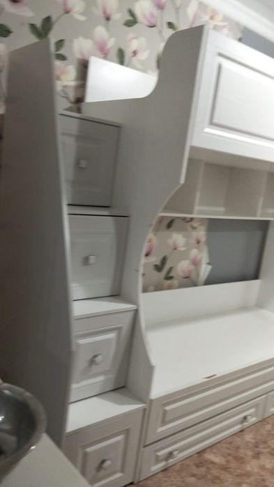 Детский двухярусный кровать