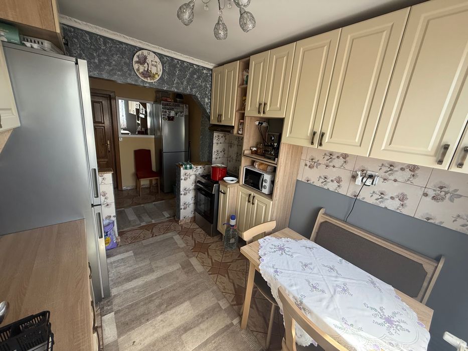 Apartament de cărămidă de vânzare