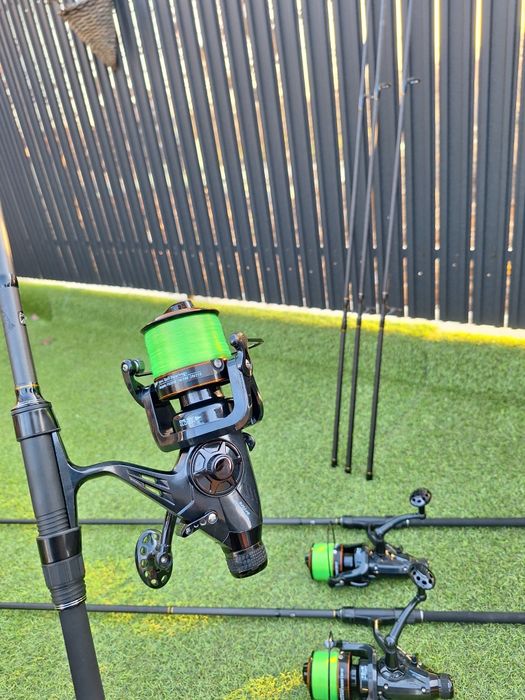 Set 4 Lansete Crap FL VIPER 3.90m 3.5 LBS 2 trons Slim + 4 AviatorDp70