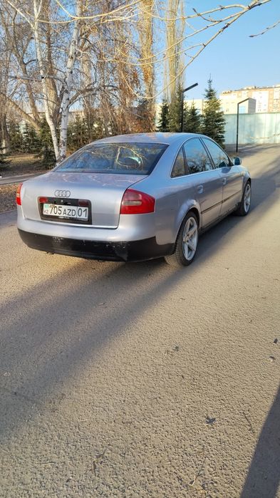 Ауди А6 С5 седан