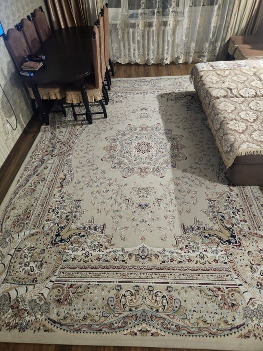 Продам ковры в отличном состоянии