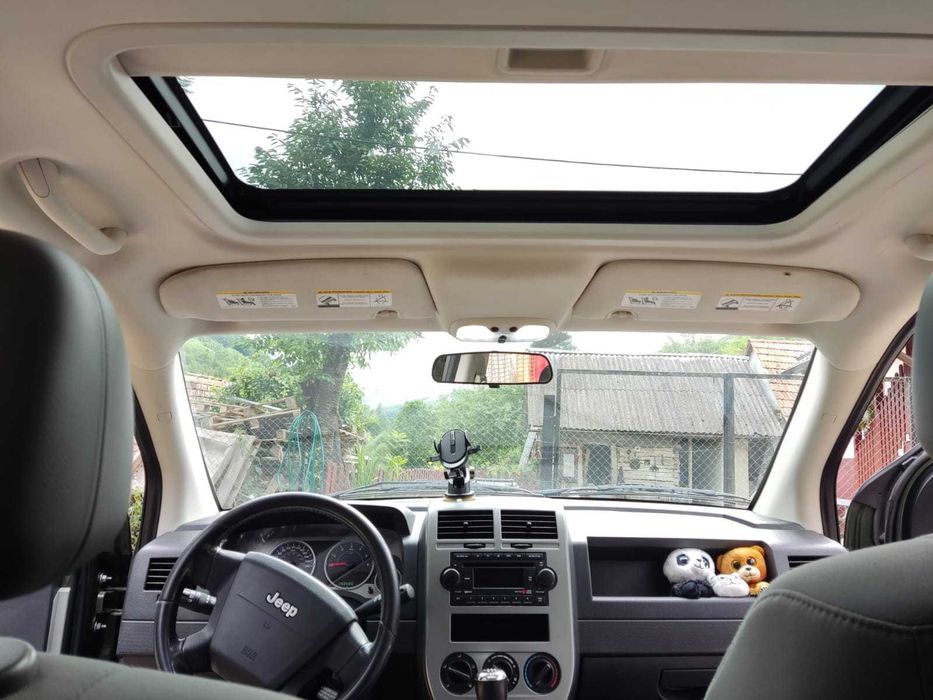 Vând jeep Compass 4X4 Anul 2008