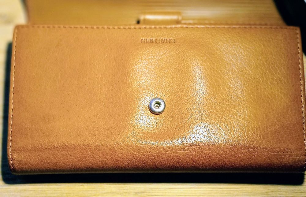 Portofel nou din piele foarte fină din SUA pentru femei