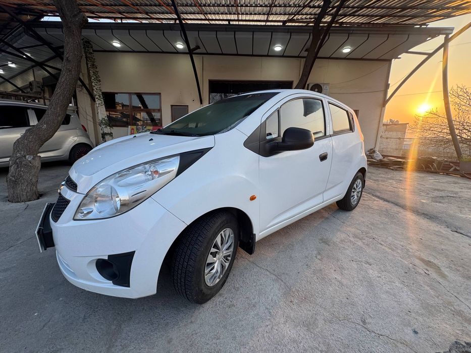 2010 yil spark avtomashinasi