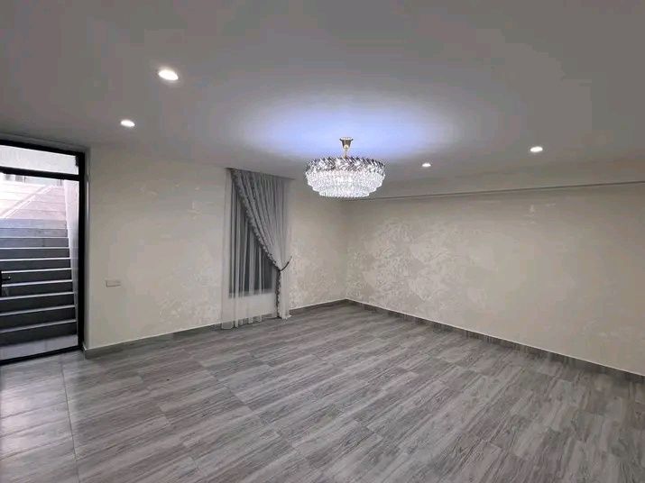 Продается дом Миробадский район