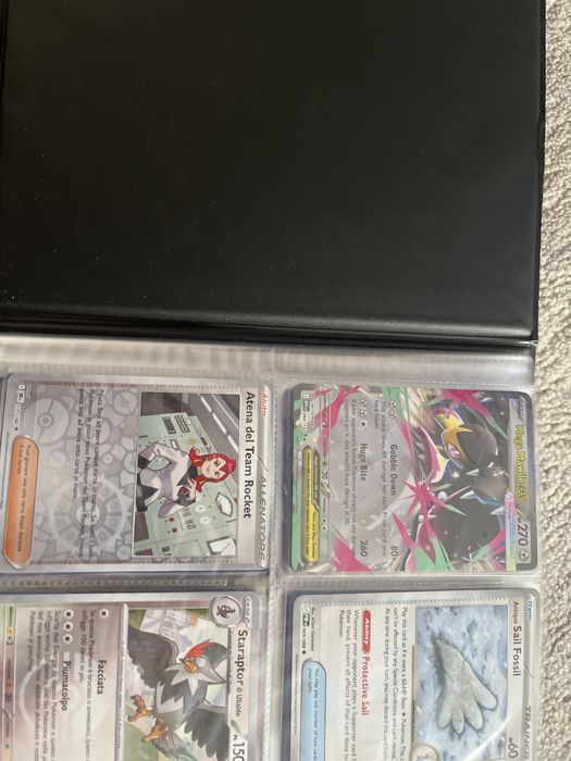 Carti pokemon si binder
