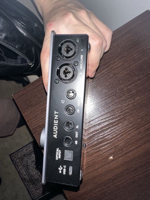 Audient ID14 продается