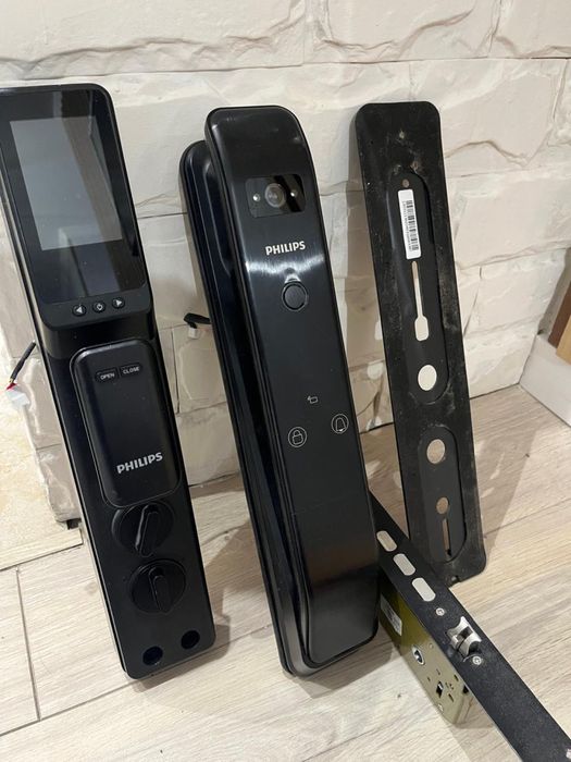 Смарт замок Philips DDL702-FVP