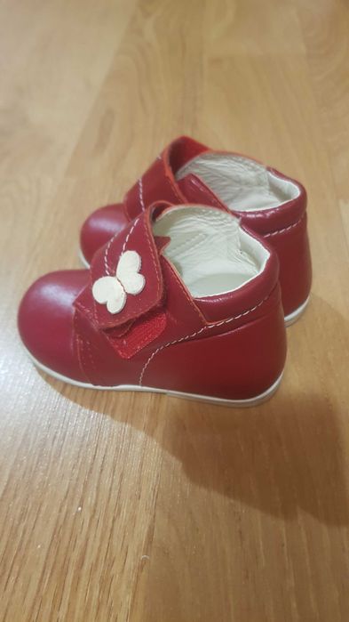 Vand papuci piel rosi fetite Nr. 20