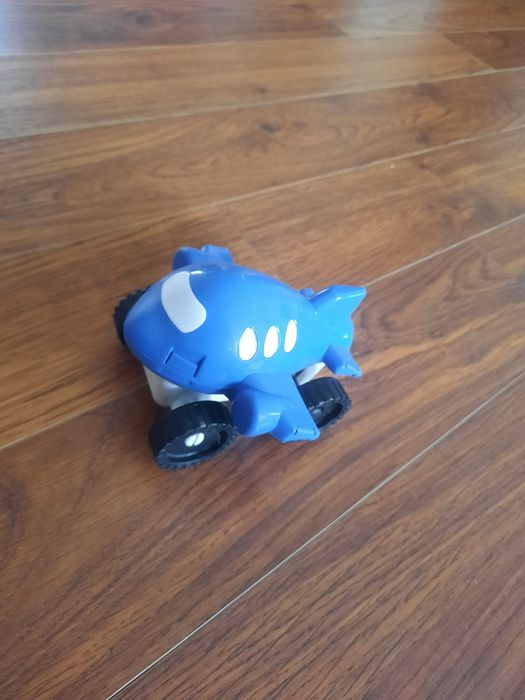 Машинка для ребенка.