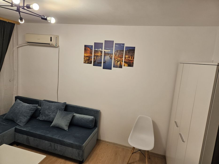 PROPRIETAR! Apartament 2 cam, decomandat, Alexandru cel Bun, langa Biserica Sf. Nectarie (pod Alexandru)