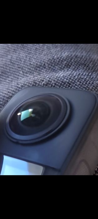 Insta360 X3 cu multe accesorii, ca nou
