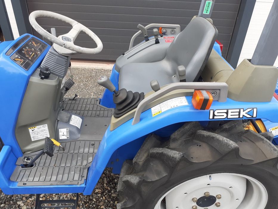 Tractor japonez kubota iseki 23cp 4x4