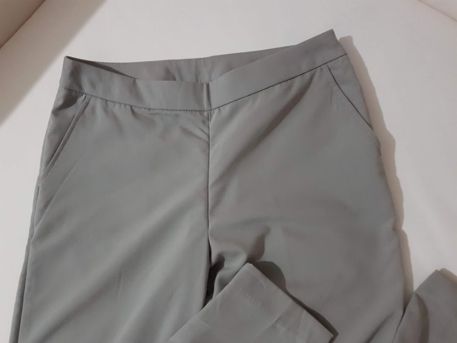 Pantaloni Yessica at C&A,marimea 40,noi fara eticheta