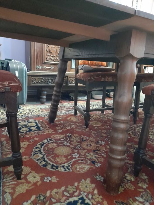 Masa sufragerie cu 6 scaune