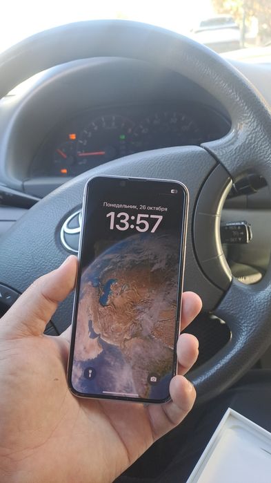 iPhone 13 iPhone 14