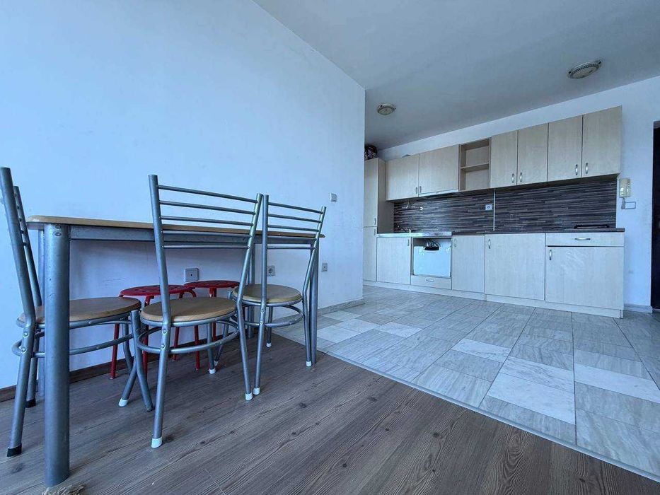 Продава се Двустаен апартамент в Поморие - 61 кв.м за 1460 €/кв.м - Снимка #1