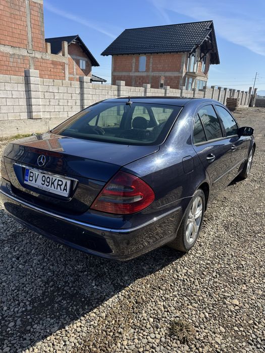 MERCEDES-BENZ E-Class 0 — imagine 2