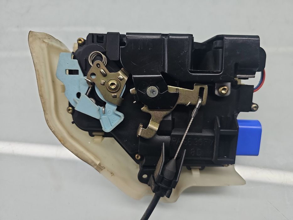 Broasca usa dreapta fata Volkswagen Golf 5 Plus (5M1) [Fabr 2005-2008]