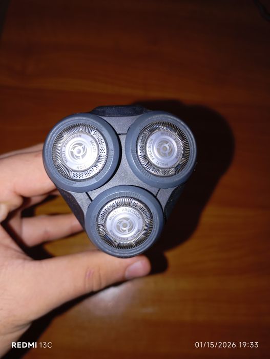 Philips series 5000-Aparat de ras aproape nou