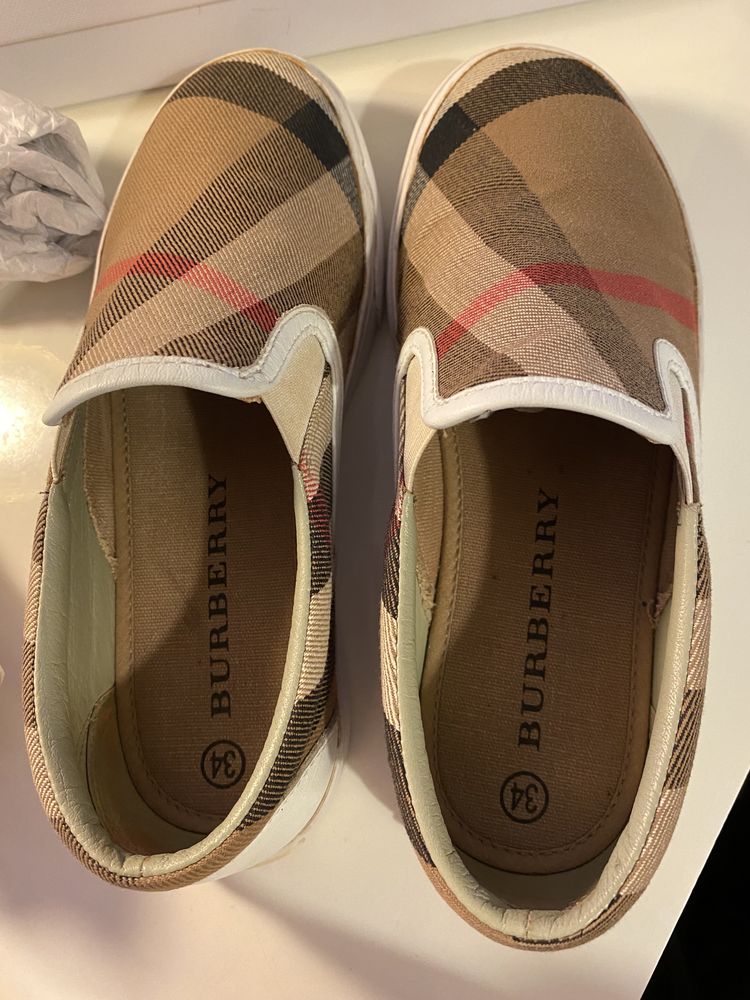 Espadrile tenisi Burberry marime 34 Bucuresti Sectorul 2 OLX.ro