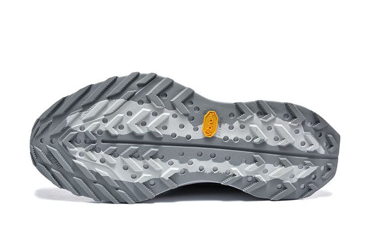 Нови мъжки маратонки с кутия Nike ACG Ultrafly Trail grey / white