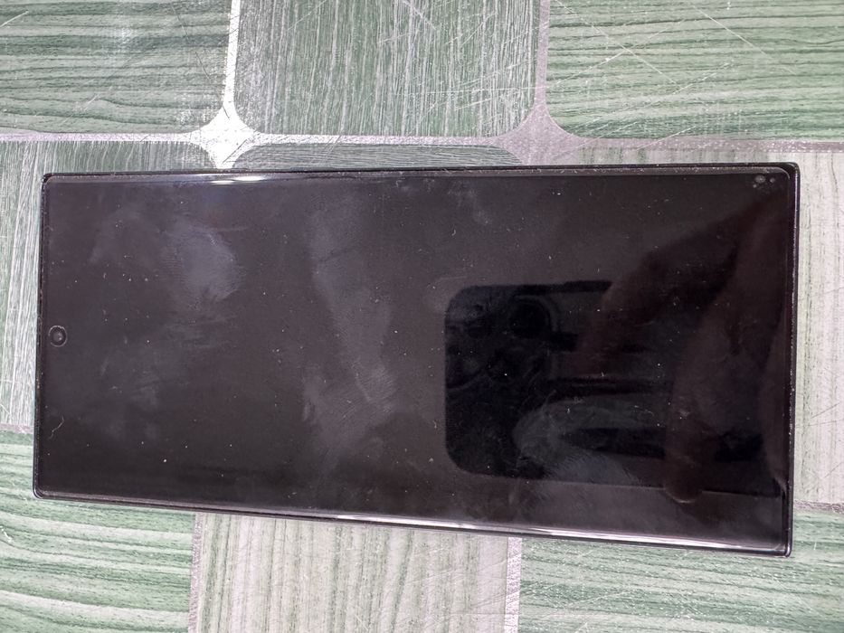 Продам Samsung s23 ultra 256/12