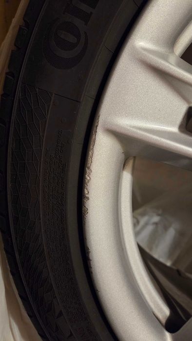 Jante originale BMW 18 inch Styling 707+pneuri vara. Unic proprietar!