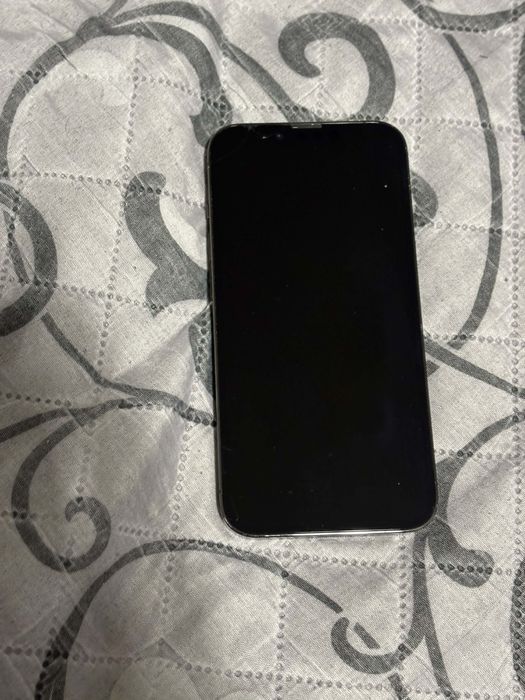 iPhone 13 Pro 128GB с кутия