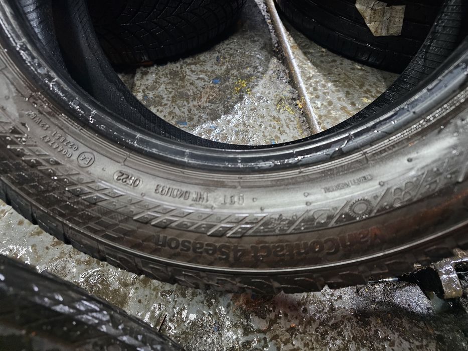 215 60 17c m+s continental