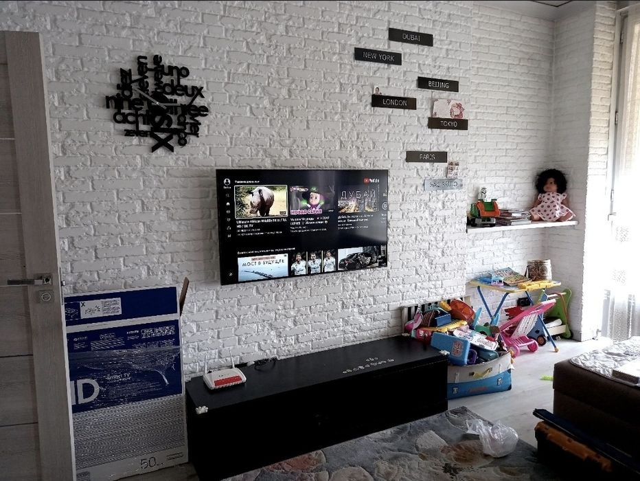 Установка телевизора на стену