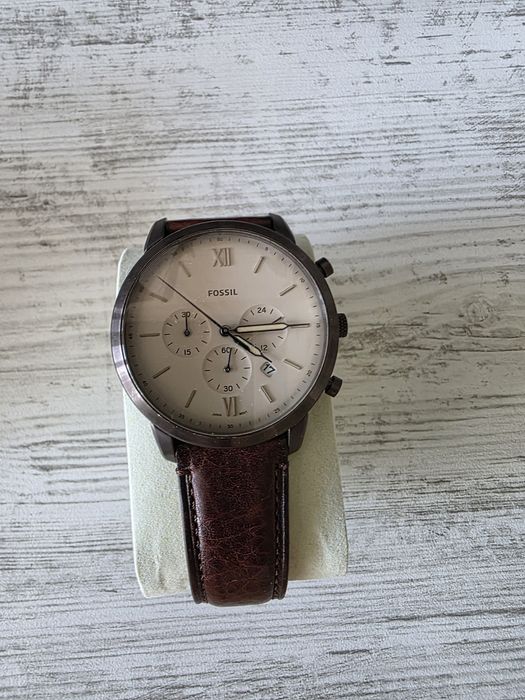 Часовник Fossil Neutra FS5941