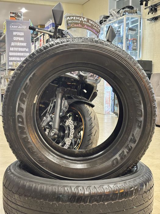Две летние шины DUNLOP.265 на 65 R17