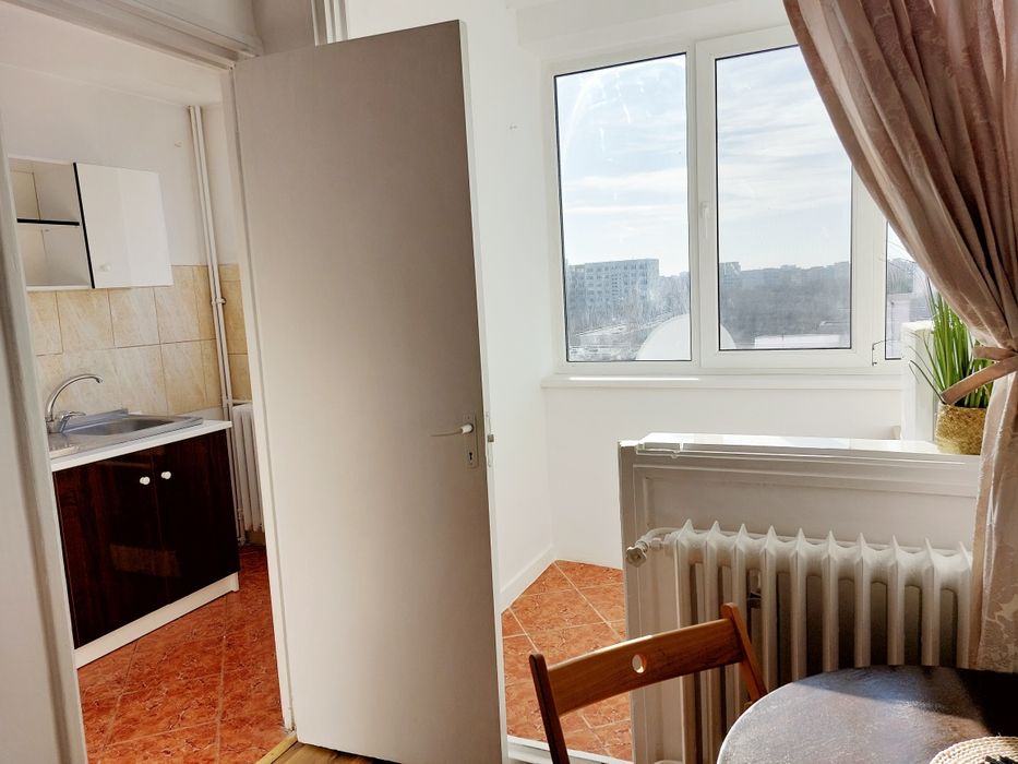 Garsoniera Piata Minis, langa parc IOR si metrou Costin