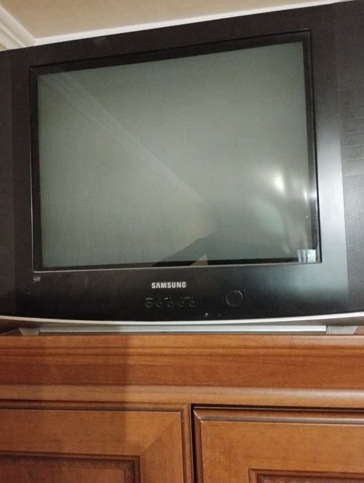 Продам телевизор Самсунг